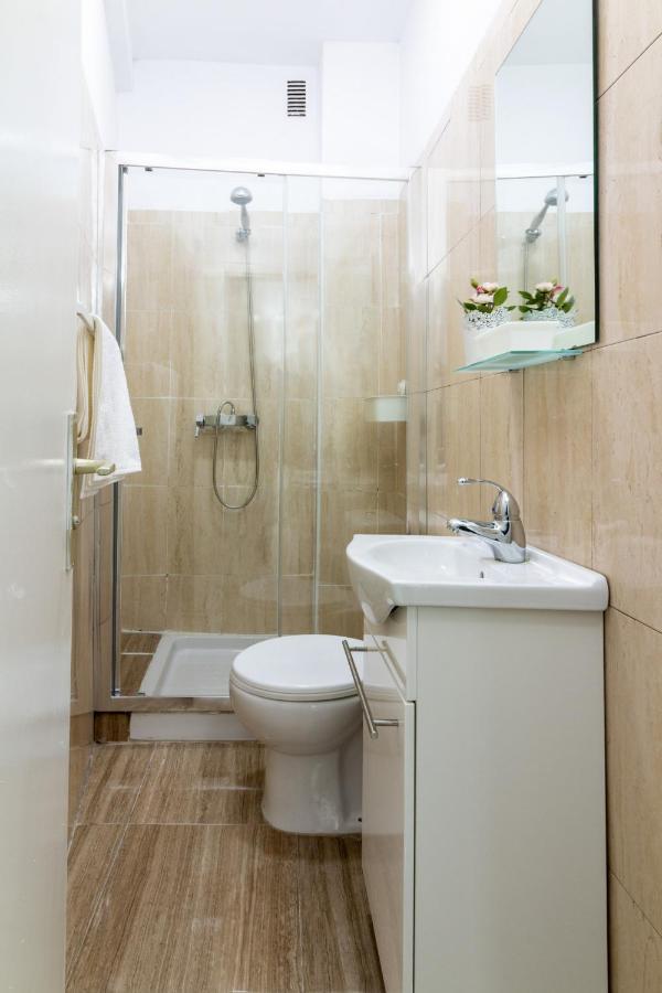 Homeforguest Amplio Apartamento En El Centro De Santa Cruz المظهر الخارجي الصورة